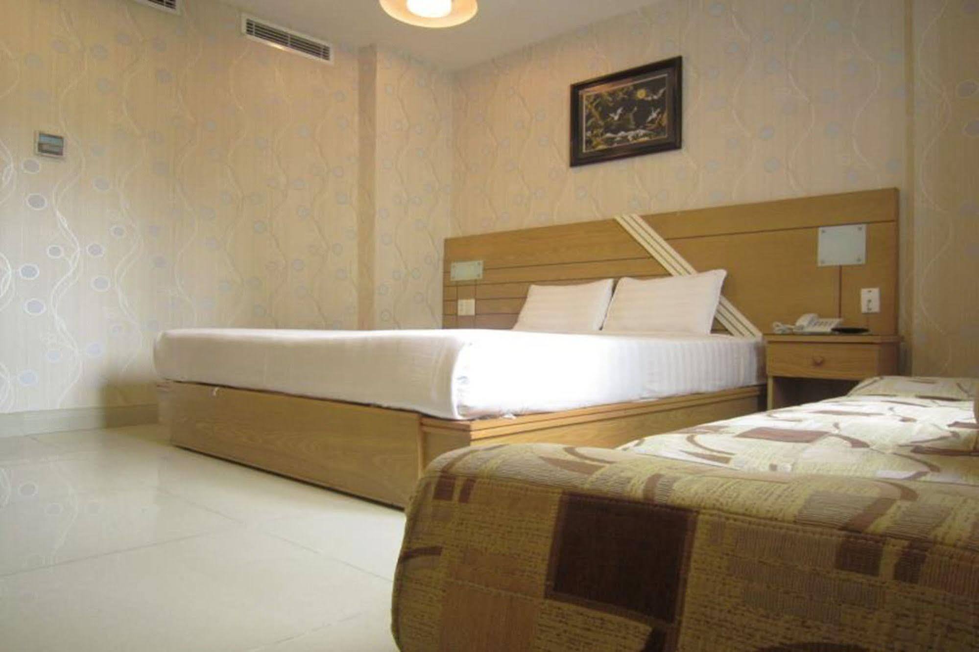 Song Anh Hotel 1 Хошимин Экстерьер фото