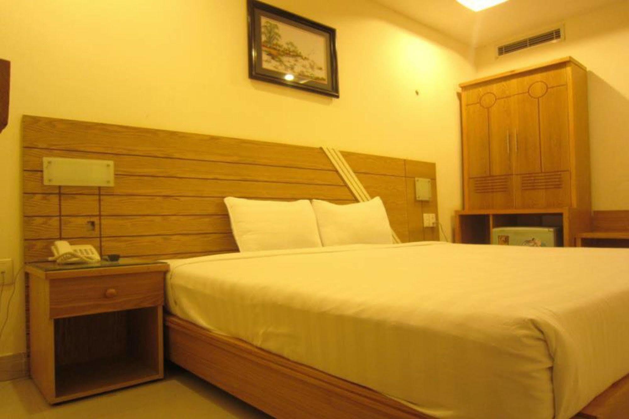 Song Anh Hotel 1 Хошимин Экстерьер фото