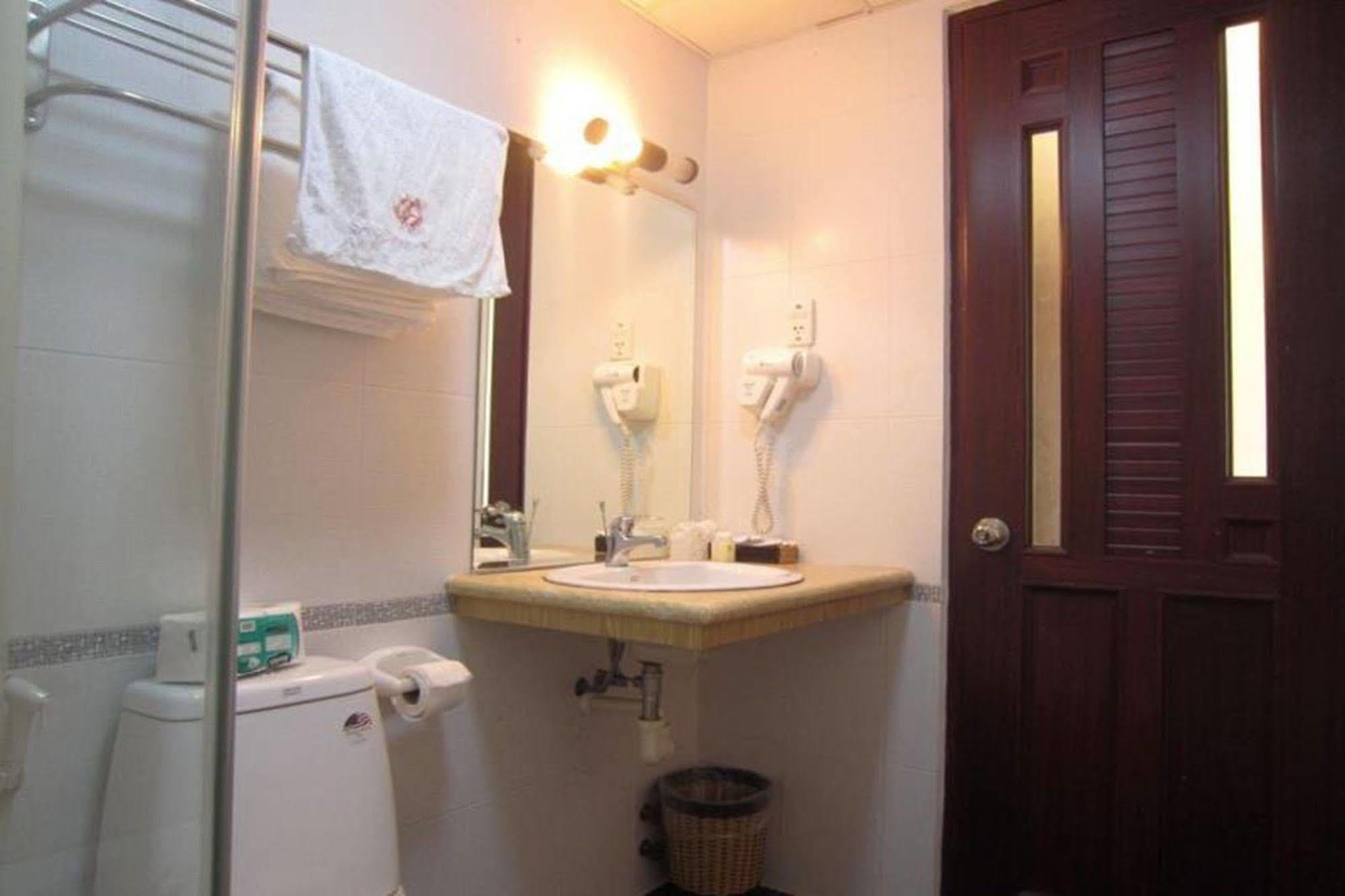 Song Anh Hotel 1 Хошимин Экстерьер фото