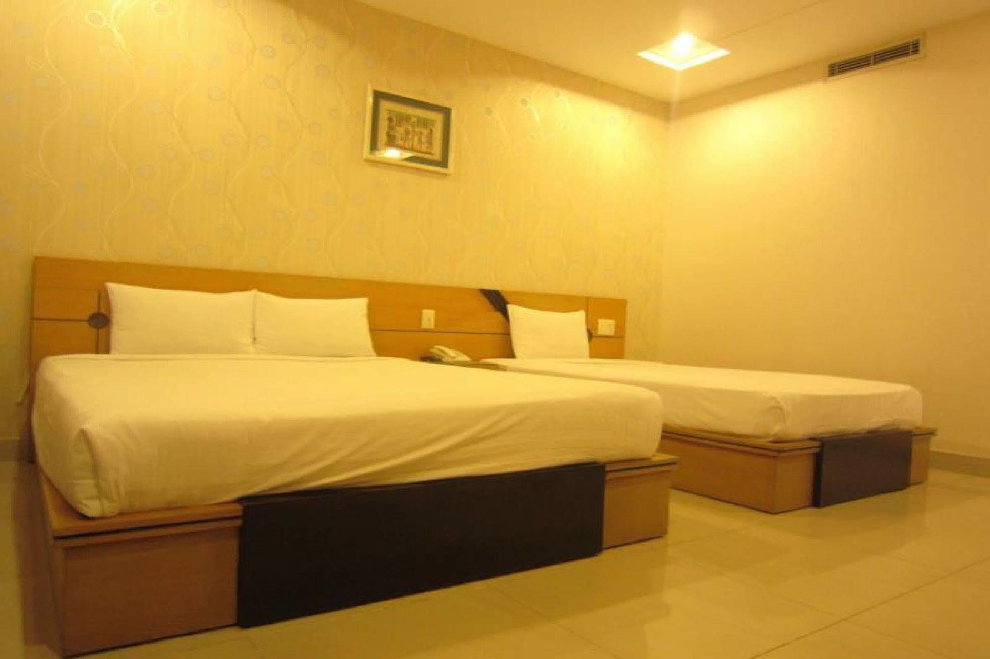 Song Anh Hotel 1 Хошимин Экстерьер фото