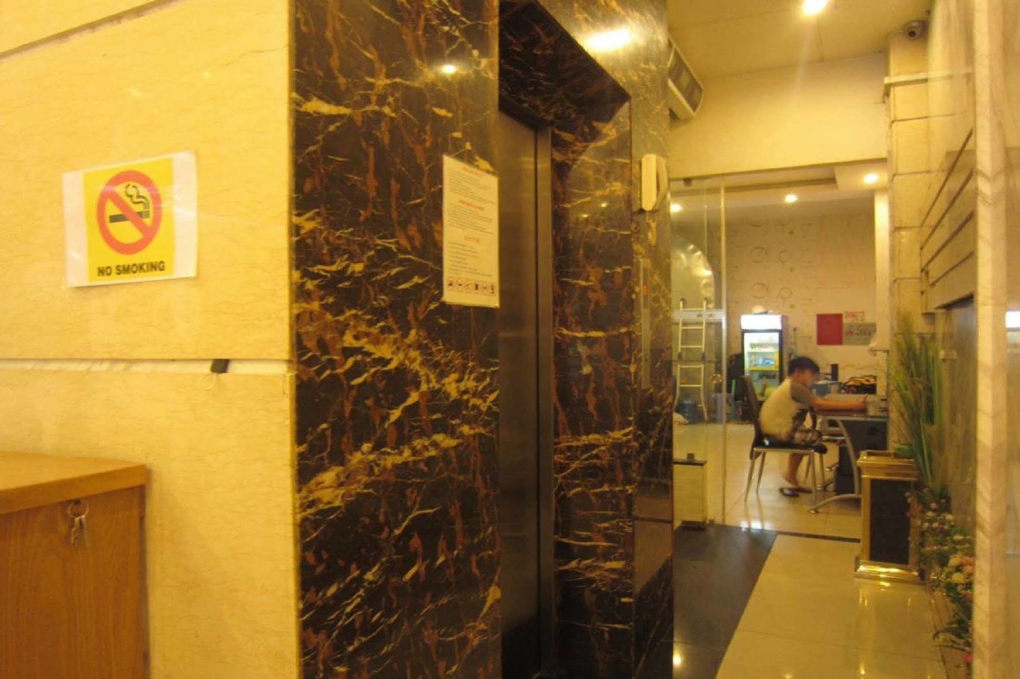 Song Anh Hotel 1 Хошимин Экстерьер фото