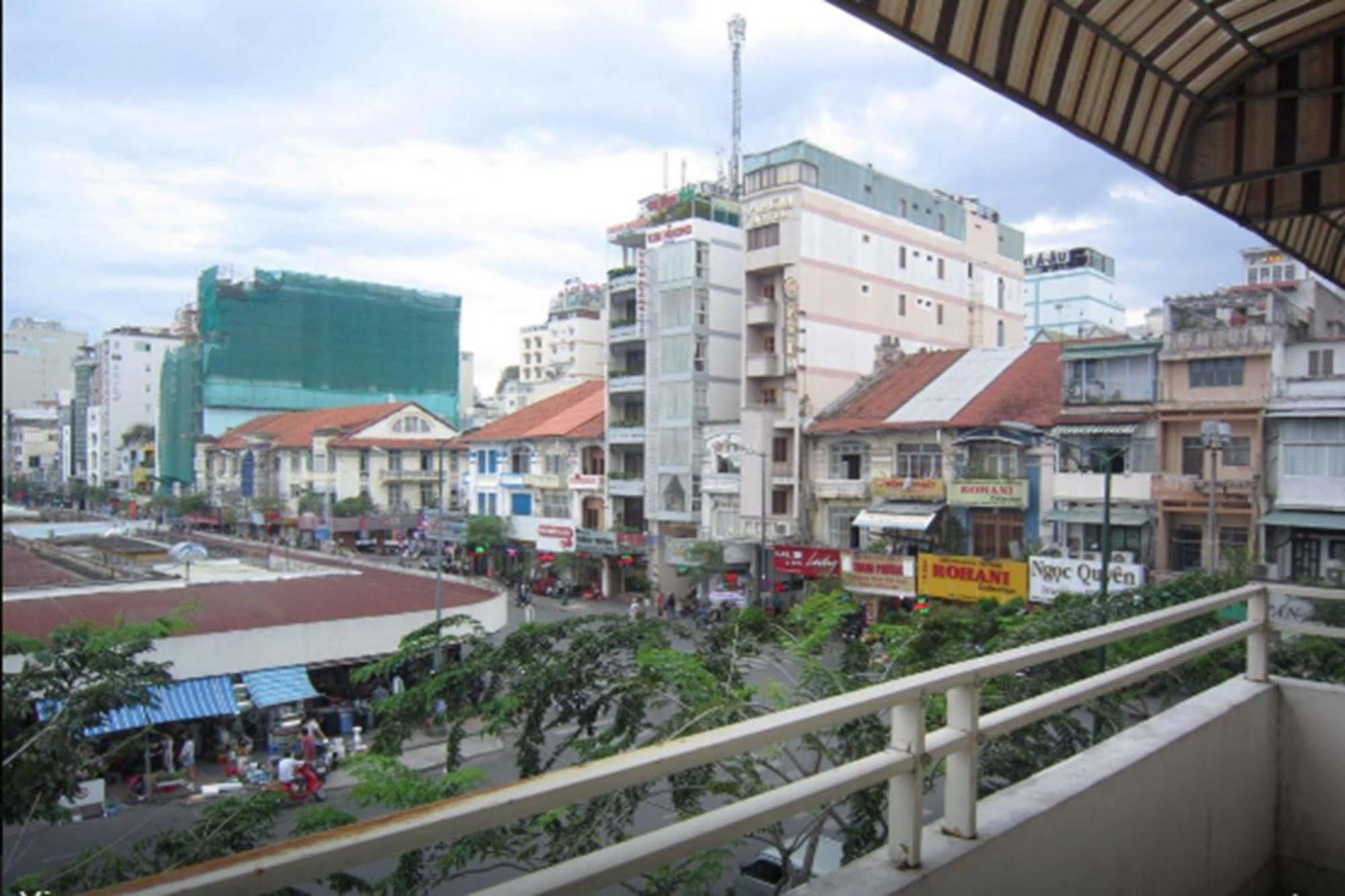 Song Anh Hotel 1 Хошимин Экстерьер фото